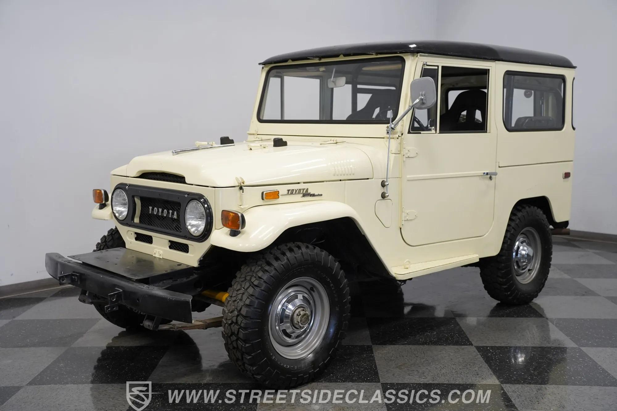  Toyota Land Cruiser