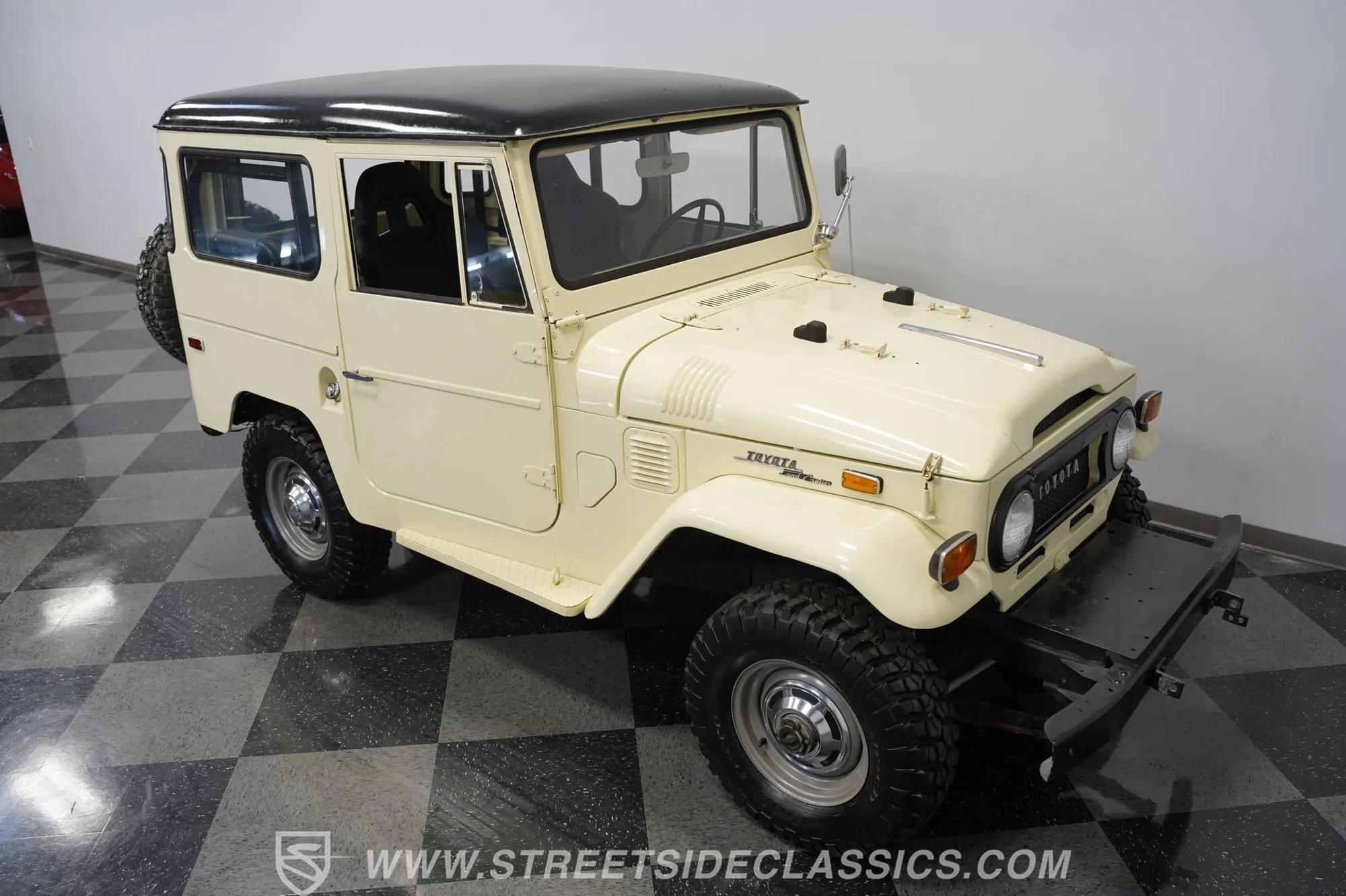 1970 Toyota Land Cruiser FJ40