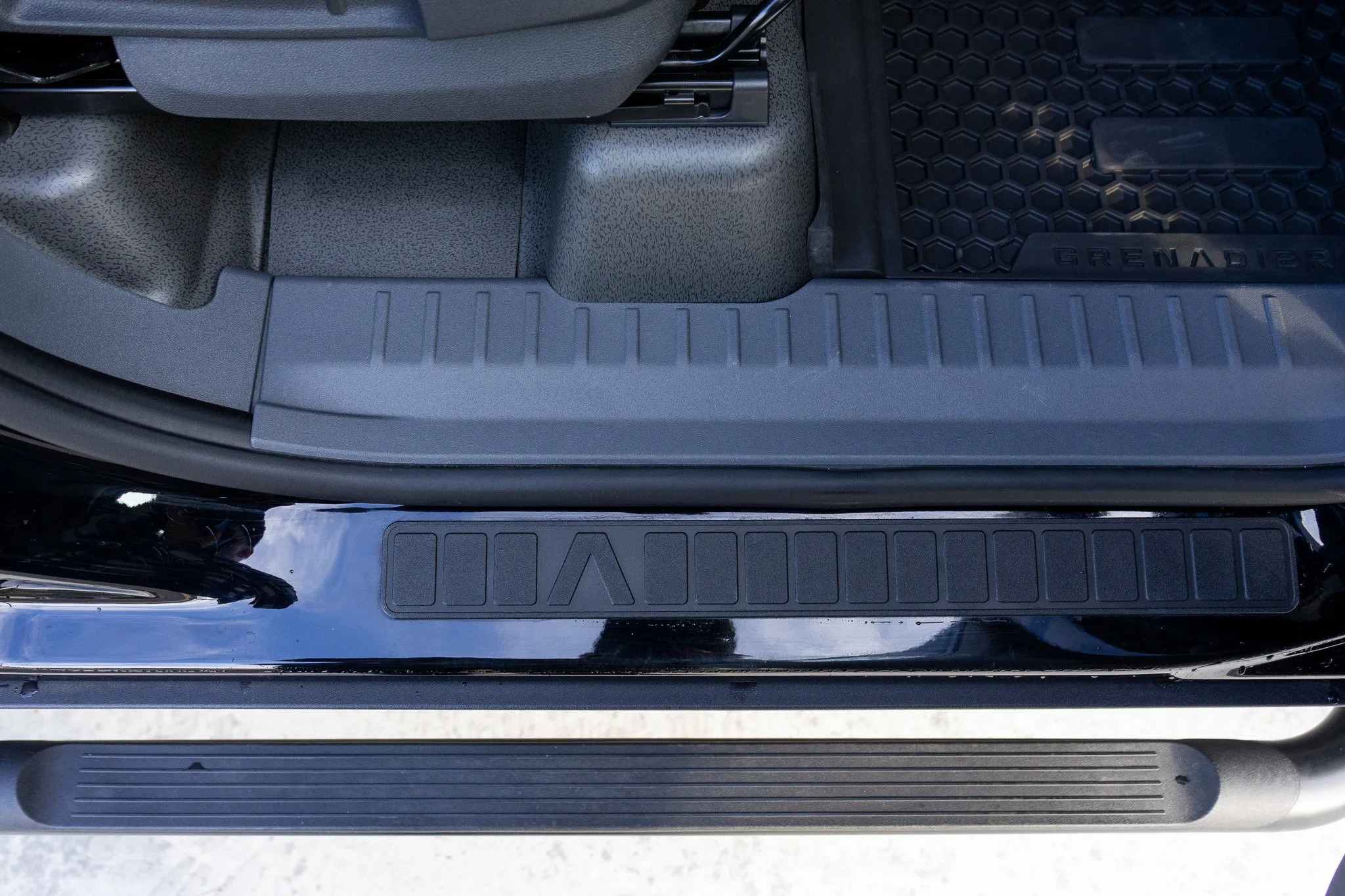 2024 INEOS Grenadier Fieldmaster