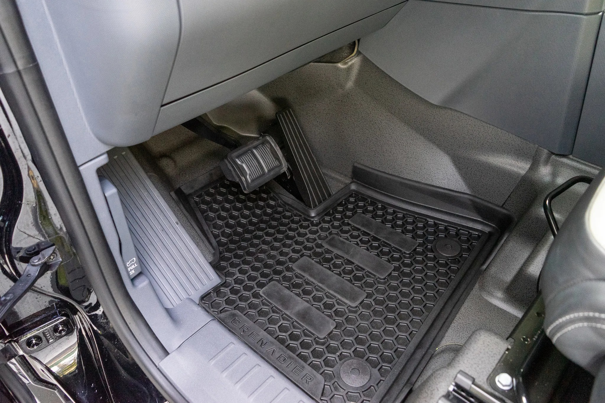 2024 INEOS Grenadier Fieldmaster