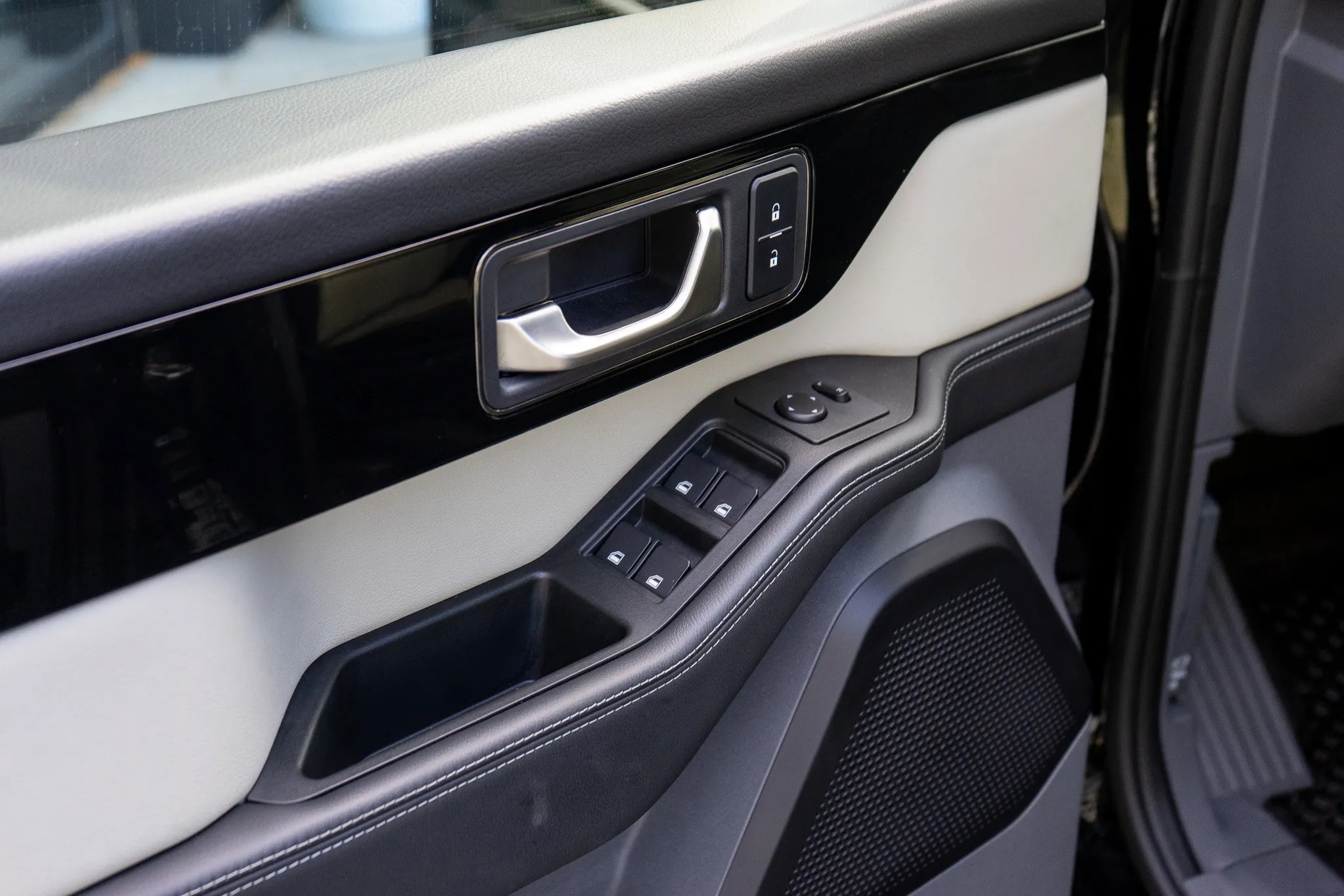 2024 INEOS Grenadier Fieldmaster