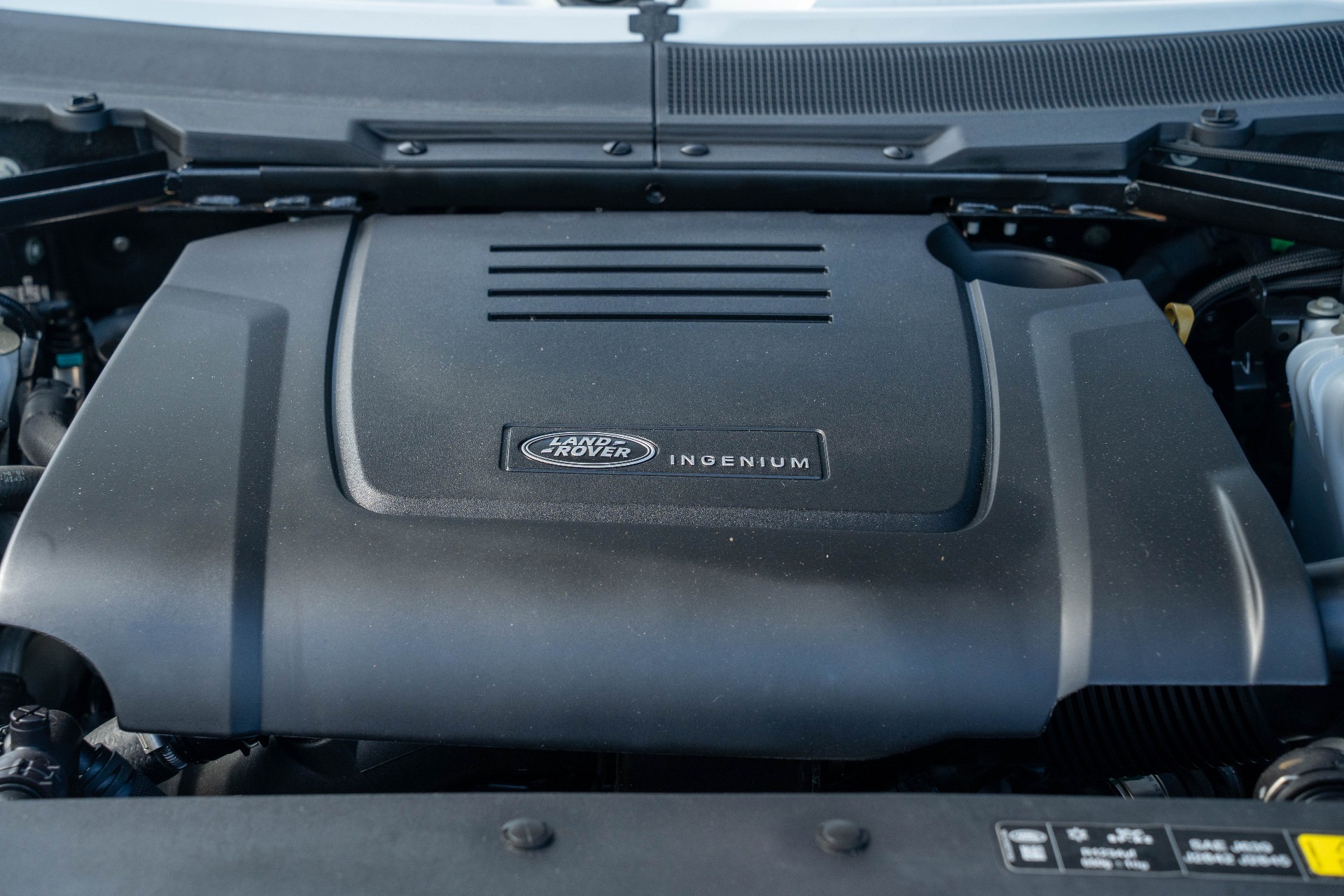 2023 Land Rover Defender 110 S