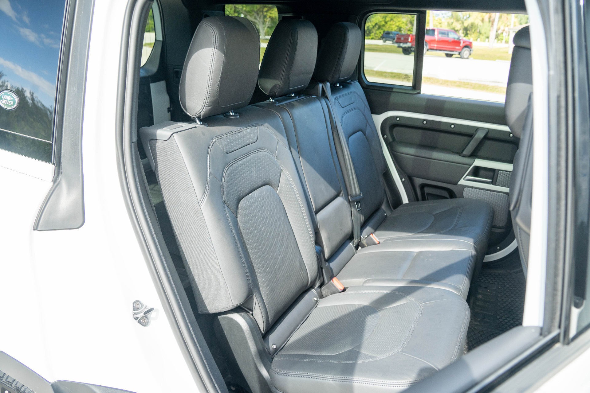 2023 Land Rover Defender 110 S