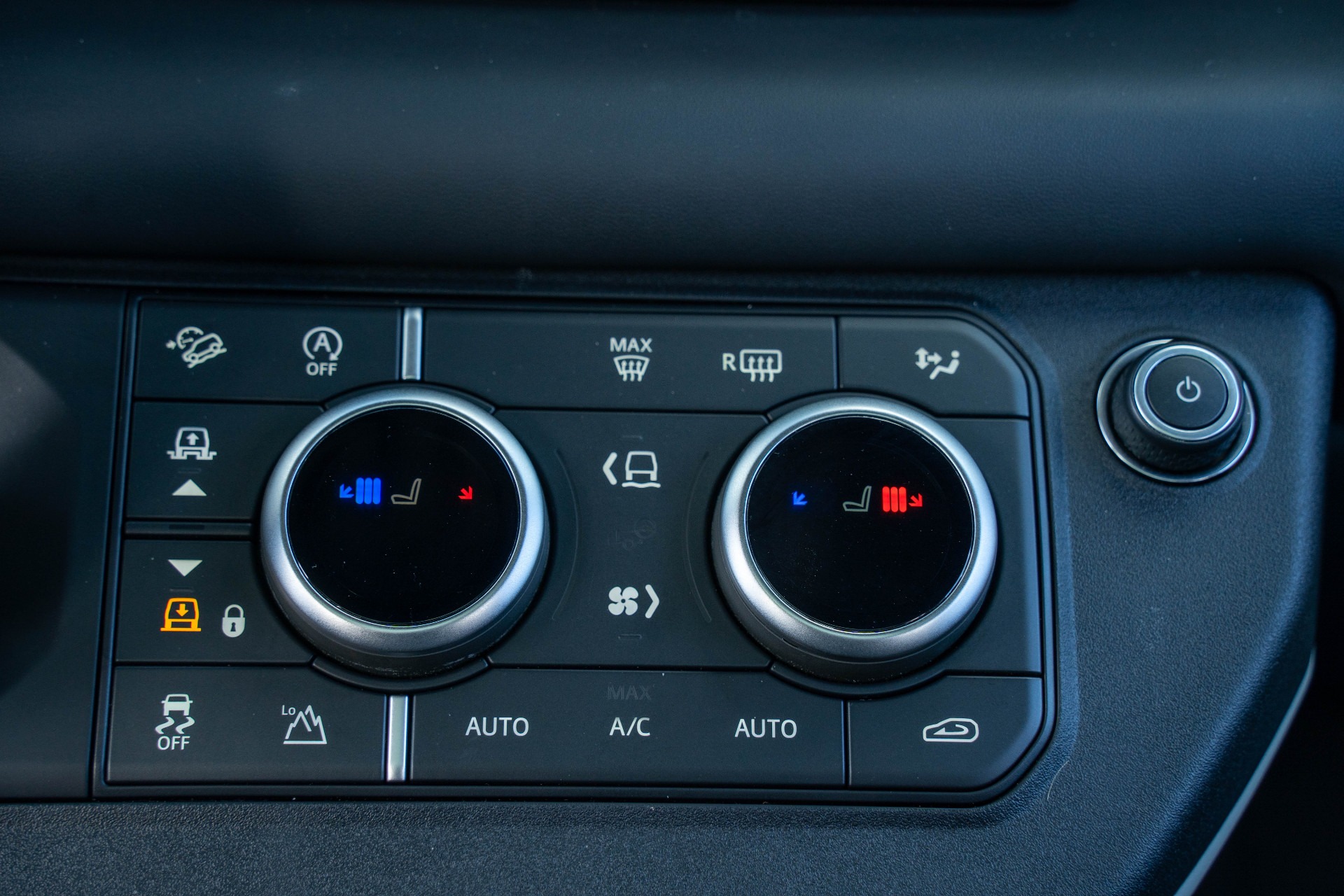 2023 Land Rover Defender 110 S