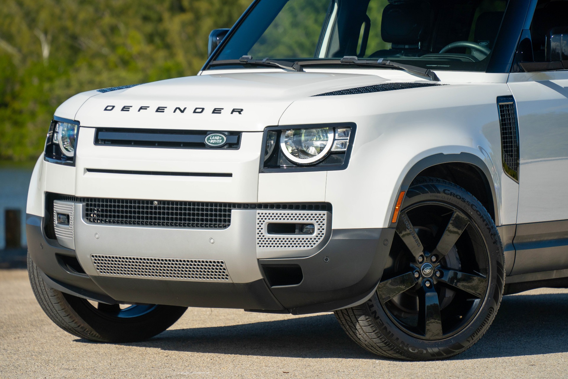 2023 Land Rover Defender 110 S