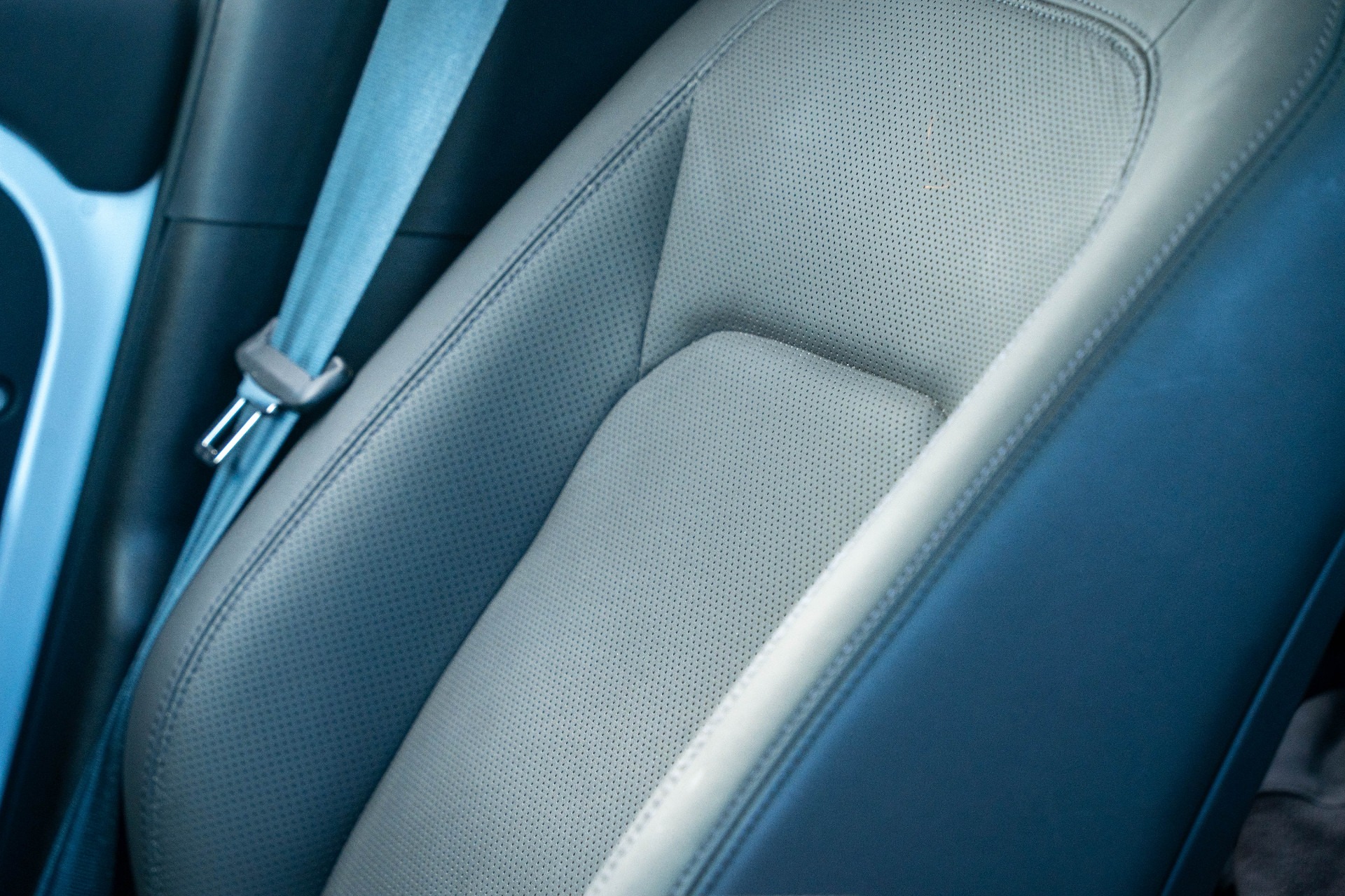 2023 Land Rover Defender 110 S