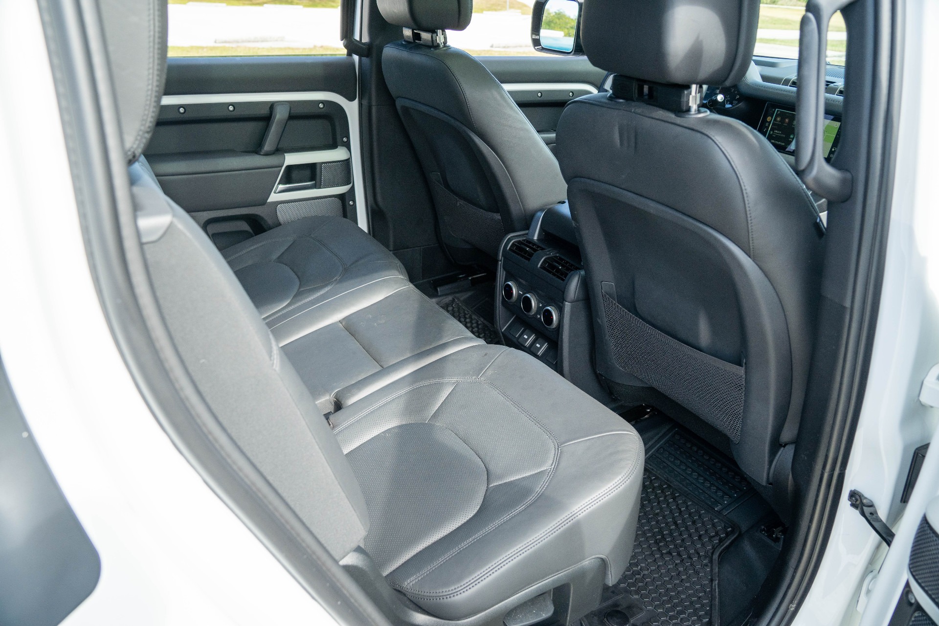 2023 Land Rover Defender 110 S