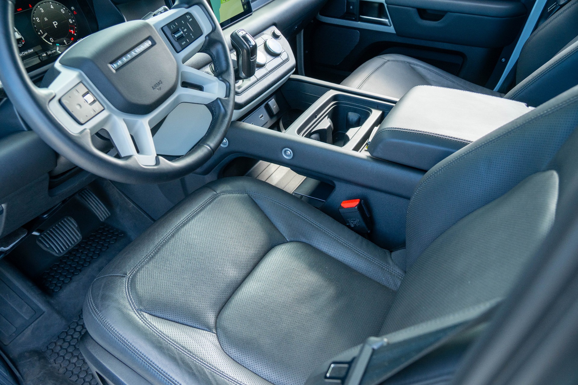 2023 Land Rover Defender 110 S