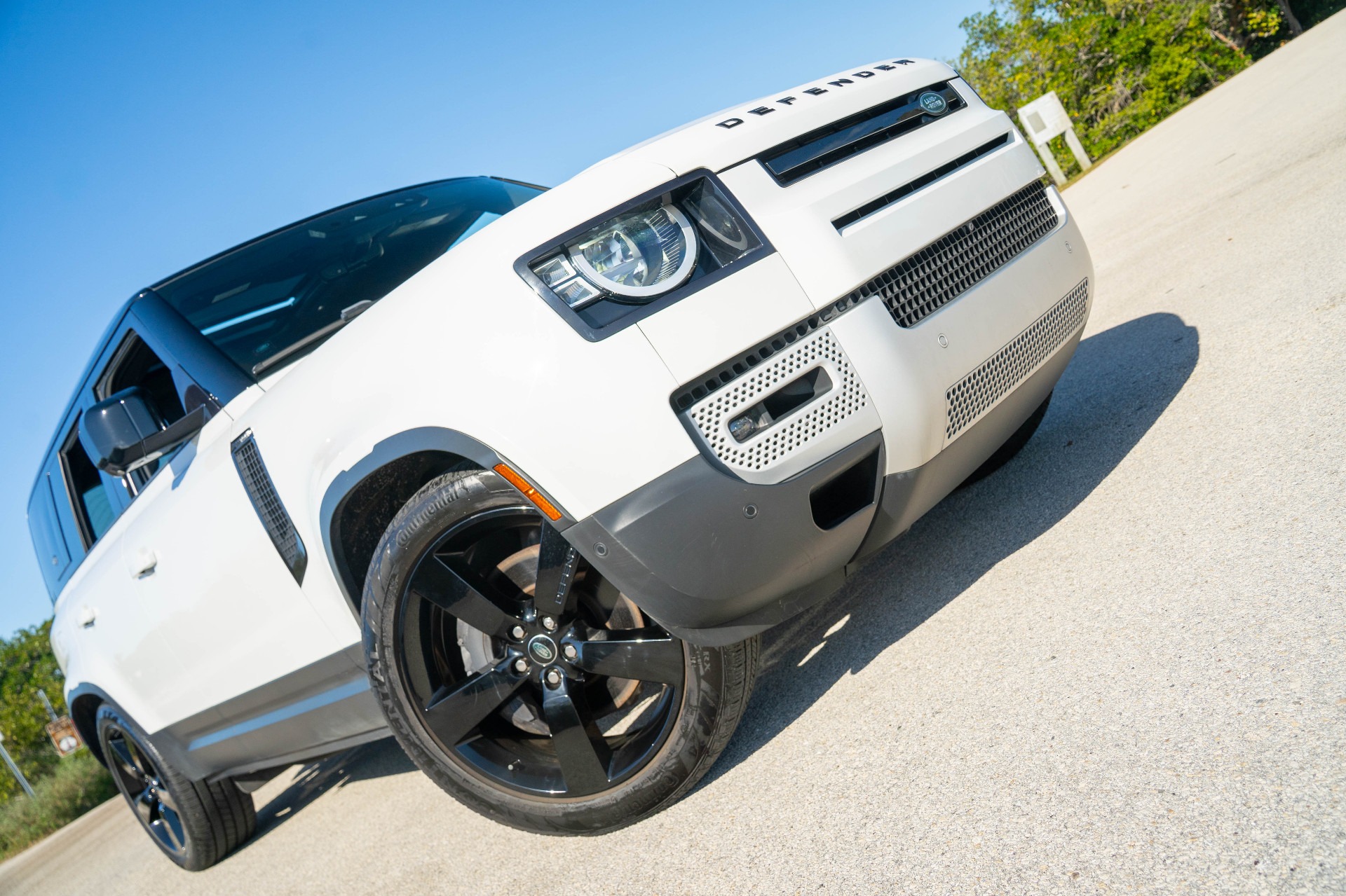 2023 Land Rover Defender 110 S