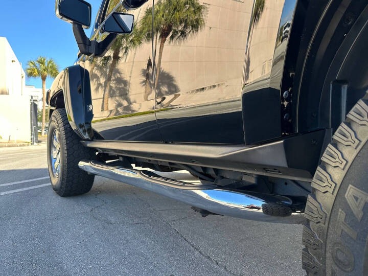 2010 HUMMER H3 Alpha