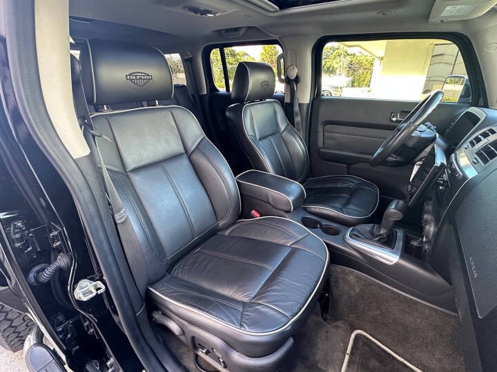 2010 HUMMER H3 Alpha