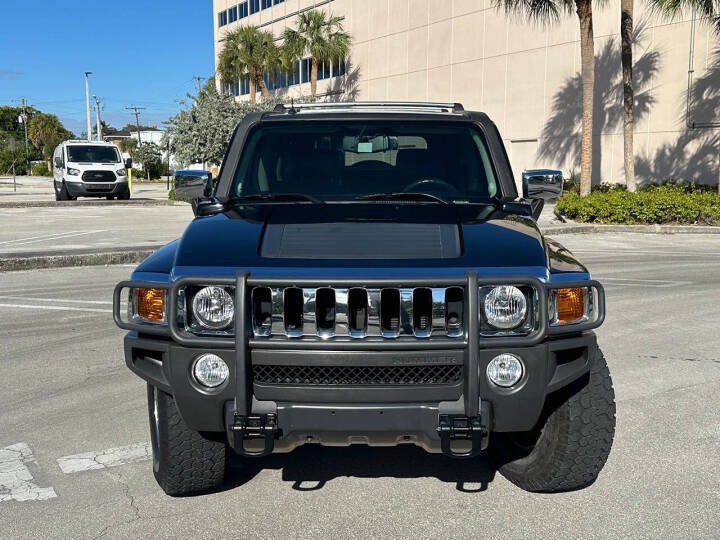 2010 HUMMER H3 Alpha