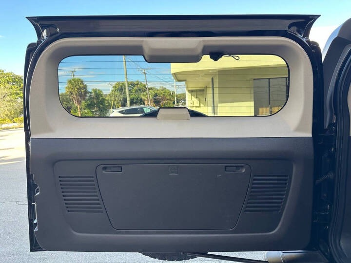 2010 HUMMER H3 Alpha