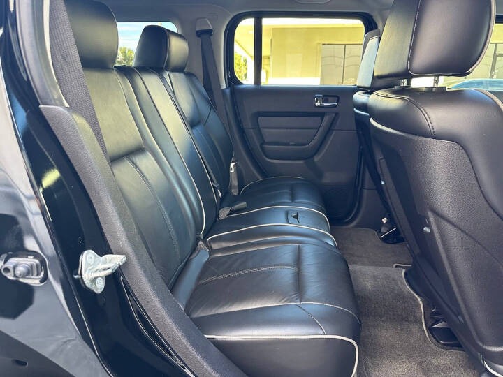 2010 HUMMER H3 Alpha