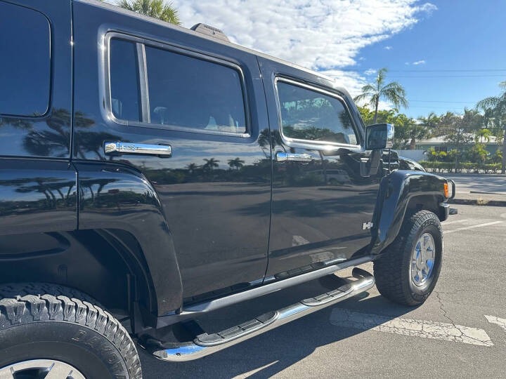 2010 HUMMER H3 Alpha