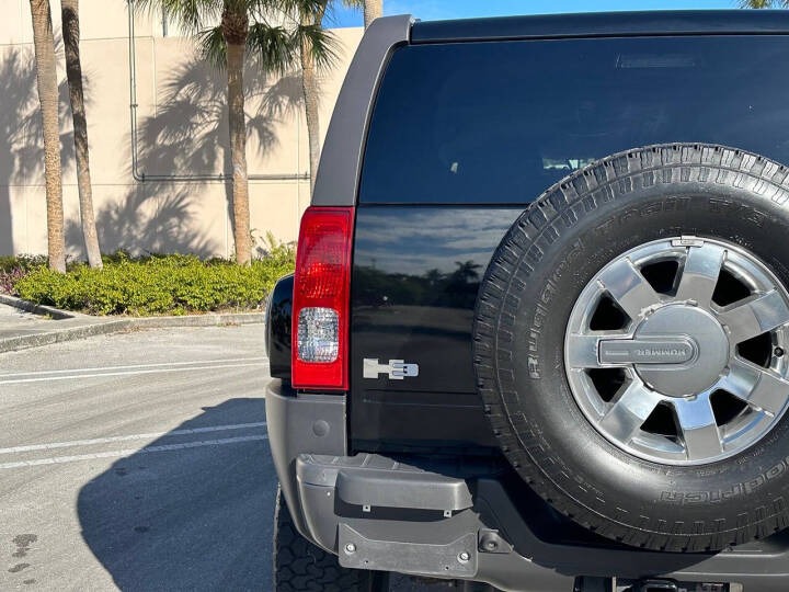 2010 HUMMER H3 Alpha