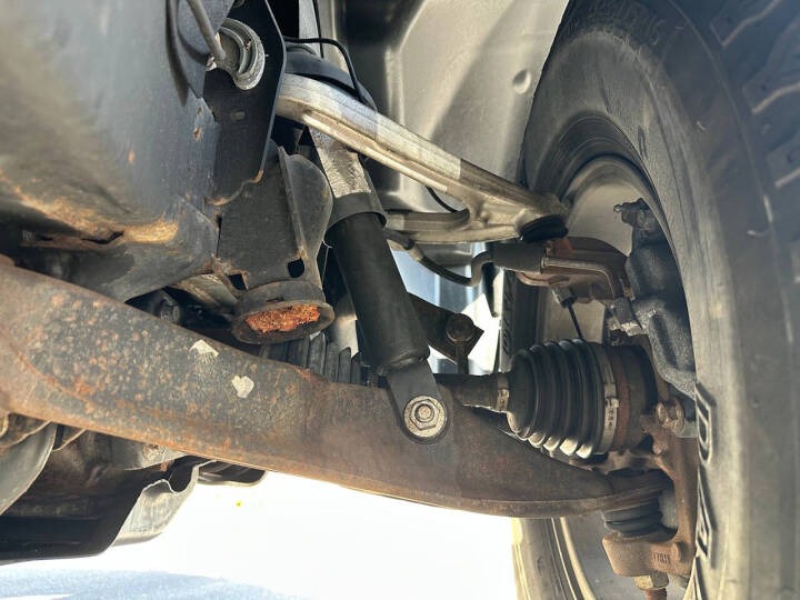 2010 HUMMER H3 Alpha