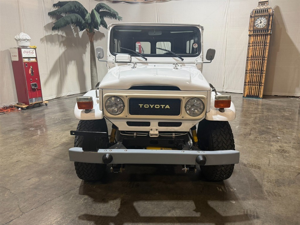 1982 Toyota Land Cruiser FJ43 - 3