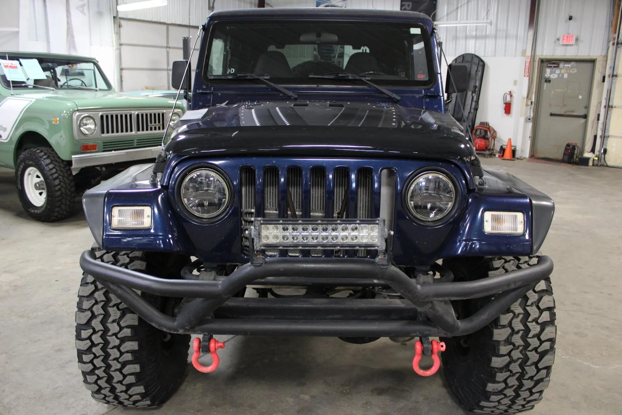 5.7L HEMI V8-Powered 2002 Jeep TJ Wrangler Sport