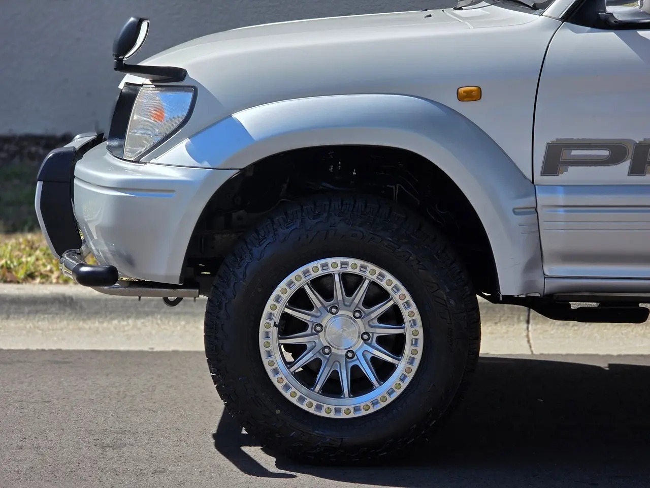 1997 Toyota Land Cruiser Prado RZ - 3