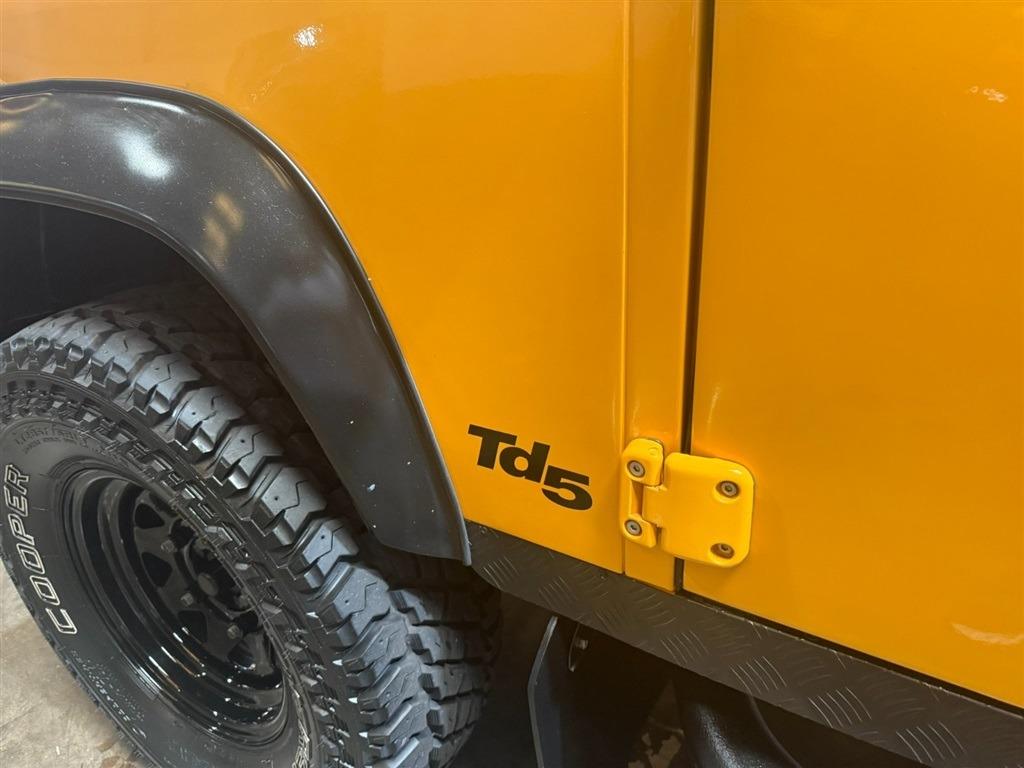 1999 Land Rover Defender 90