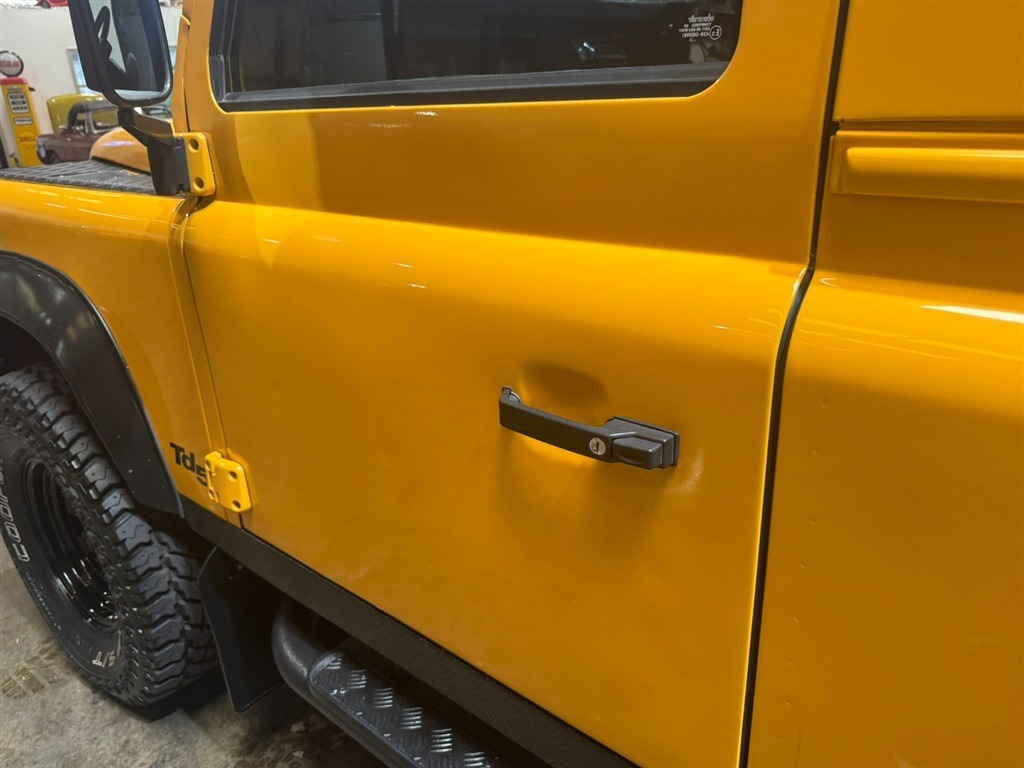 1999 Land Rover Defender 90