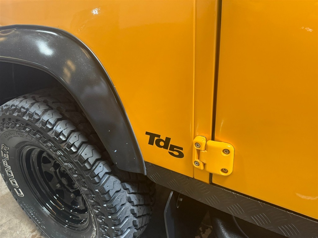 1999 Land Rover Defender 90