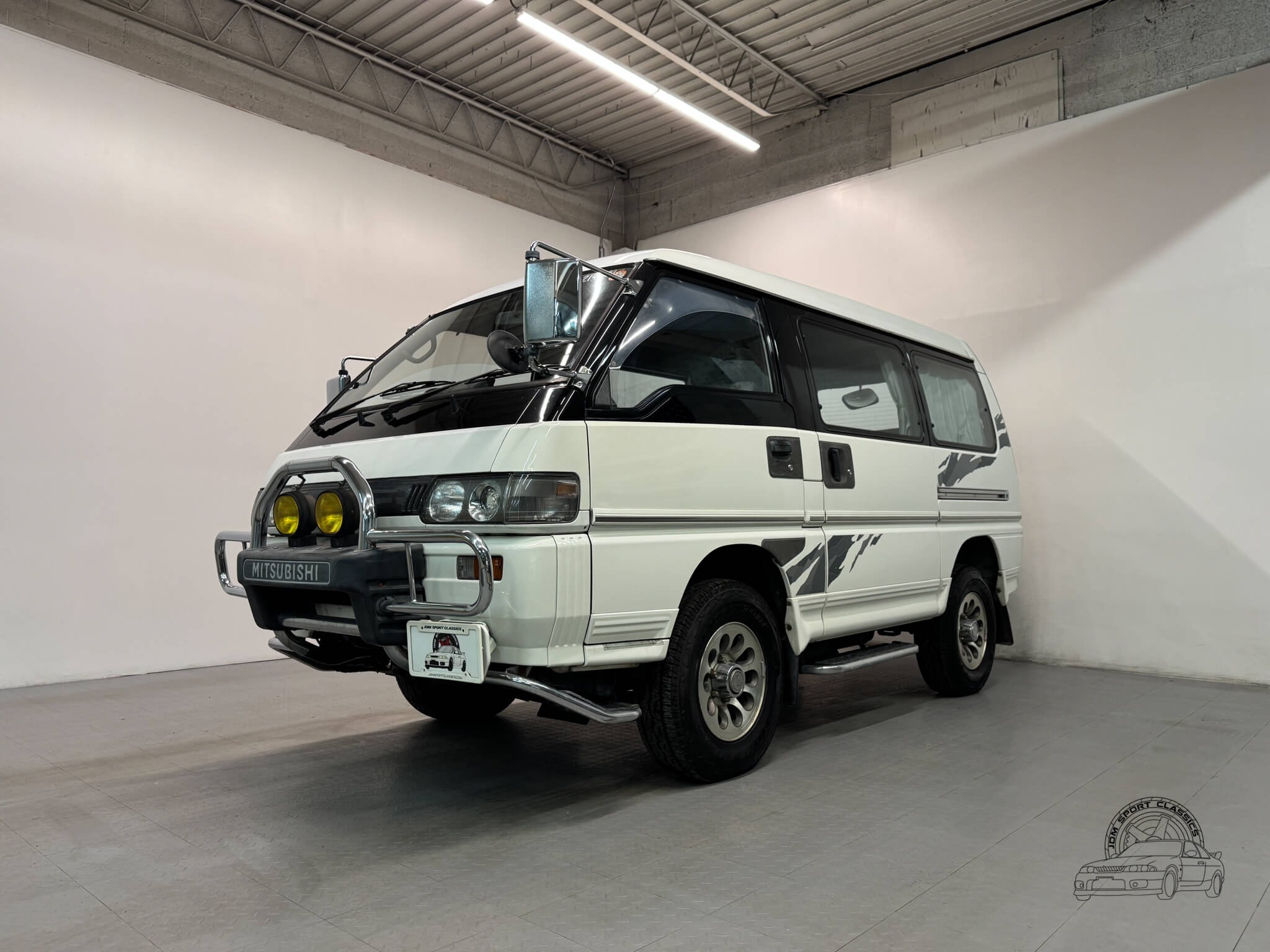 1997 Mitsubishi Delica Starwagon Active World - 5