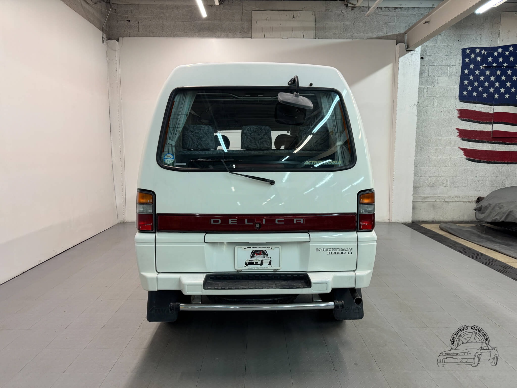 1997 Mitsubishi Delica Starwagon Active World
