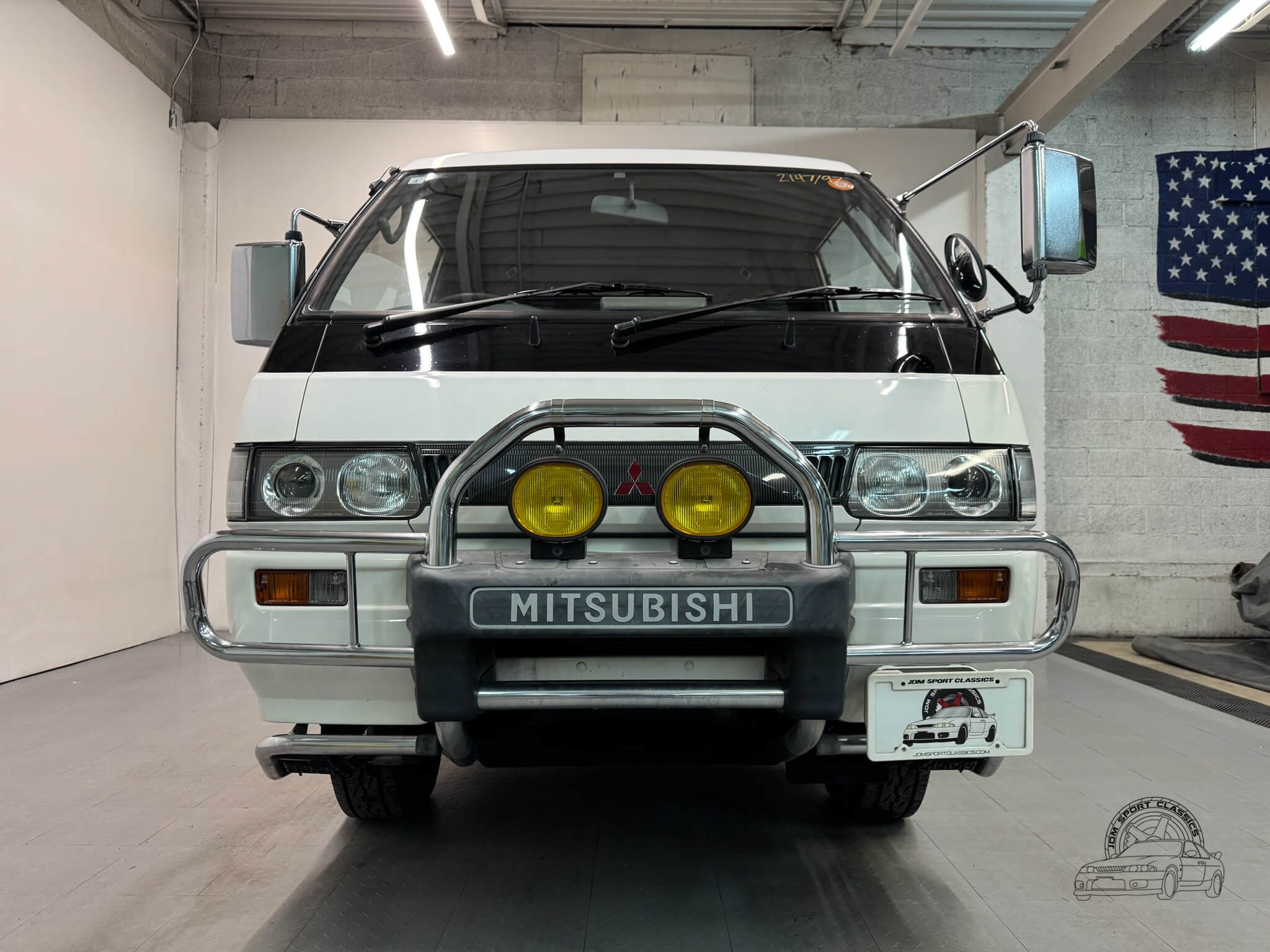 1997 Mitsubishi Delica Starwagon Active World