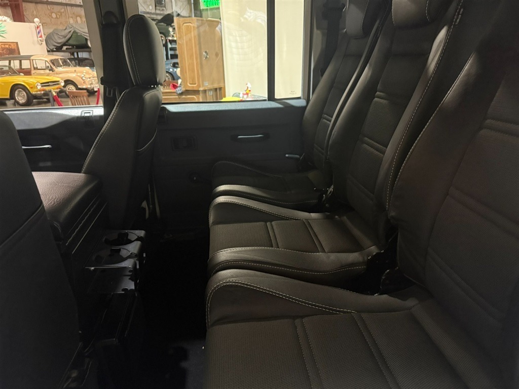 1990 Land Rover Defender 110