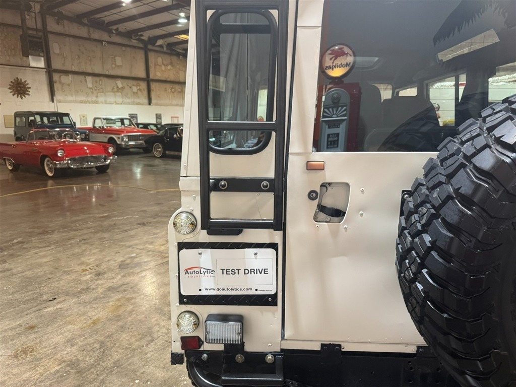 1990 Land Rover Defender 110