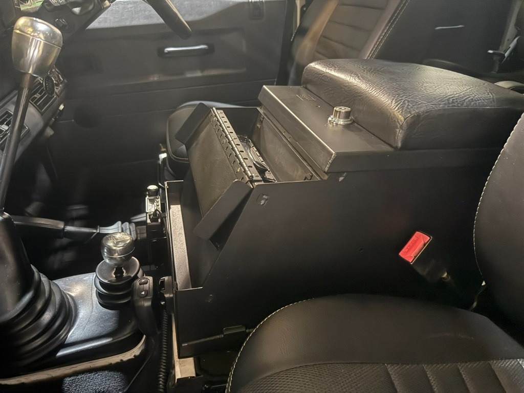 1990 Land Rover Defender 110