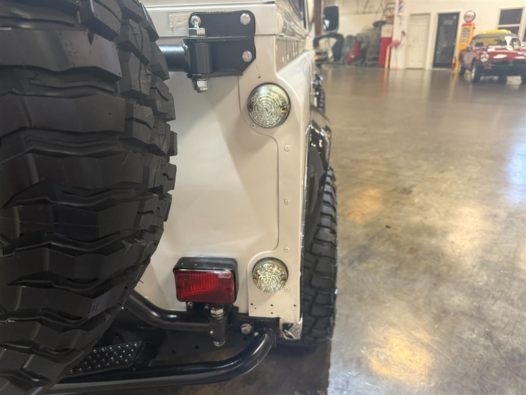 1990 Land Rover Defender 110