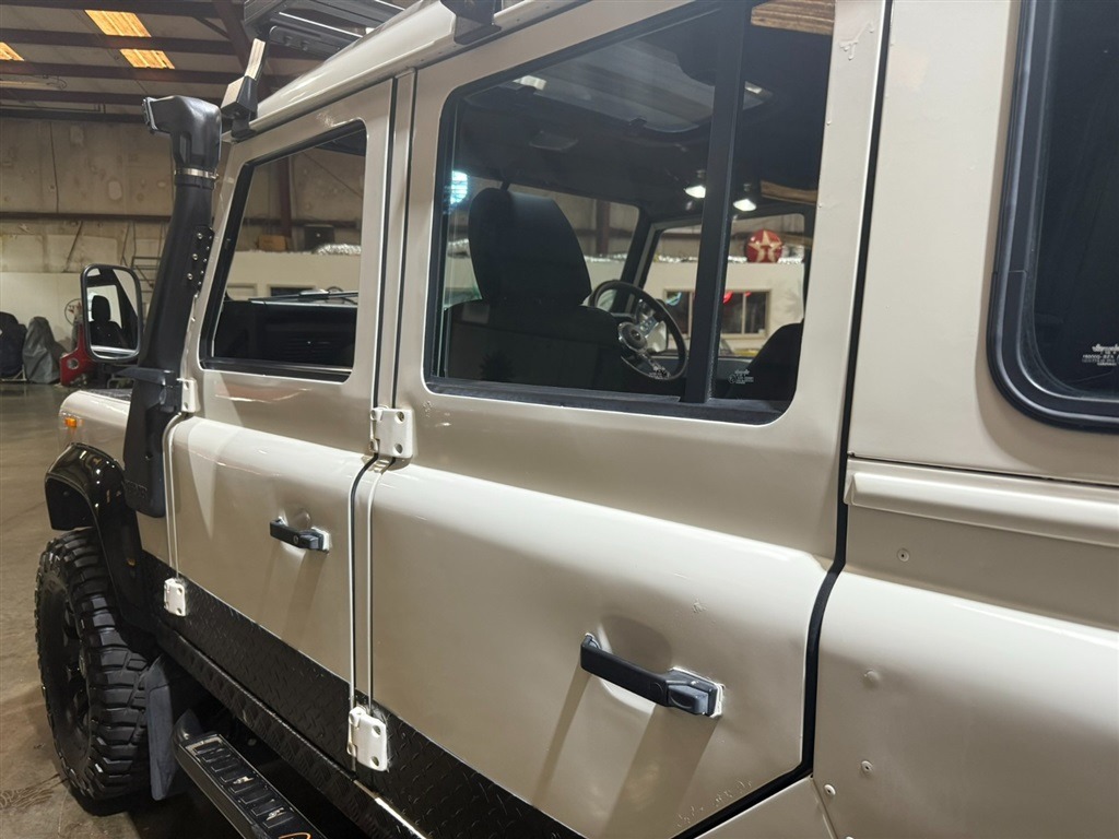 1990 Land Rover Defender 110