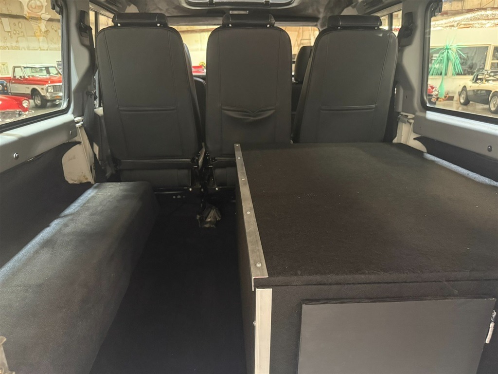 1990 Land Rover Defender 110