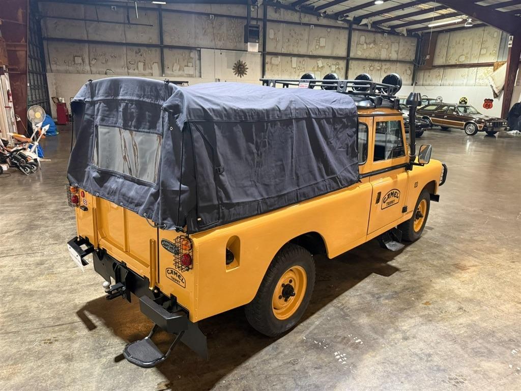 1981 Land Rover Series III 109 High-Cap