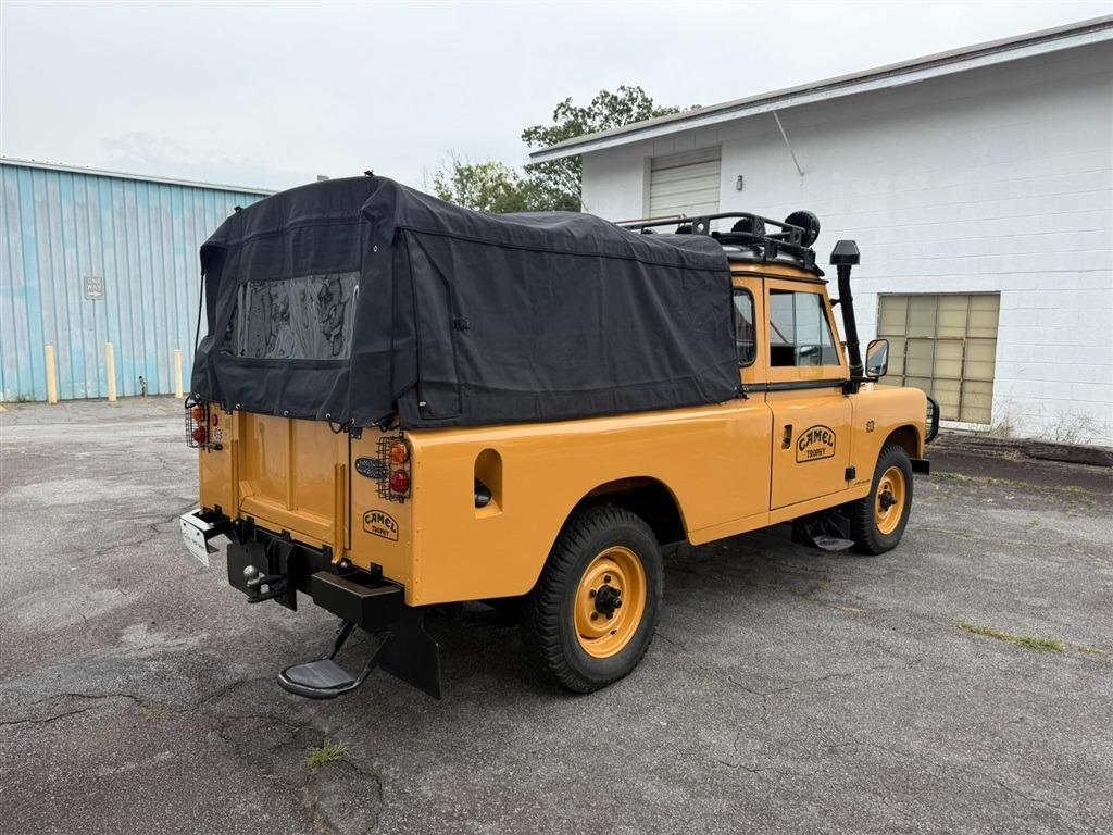 1981 Land Rover Series III 109 High-Cap
