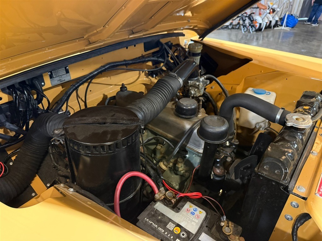 1981 Land Rover Series III 109 High-Cap