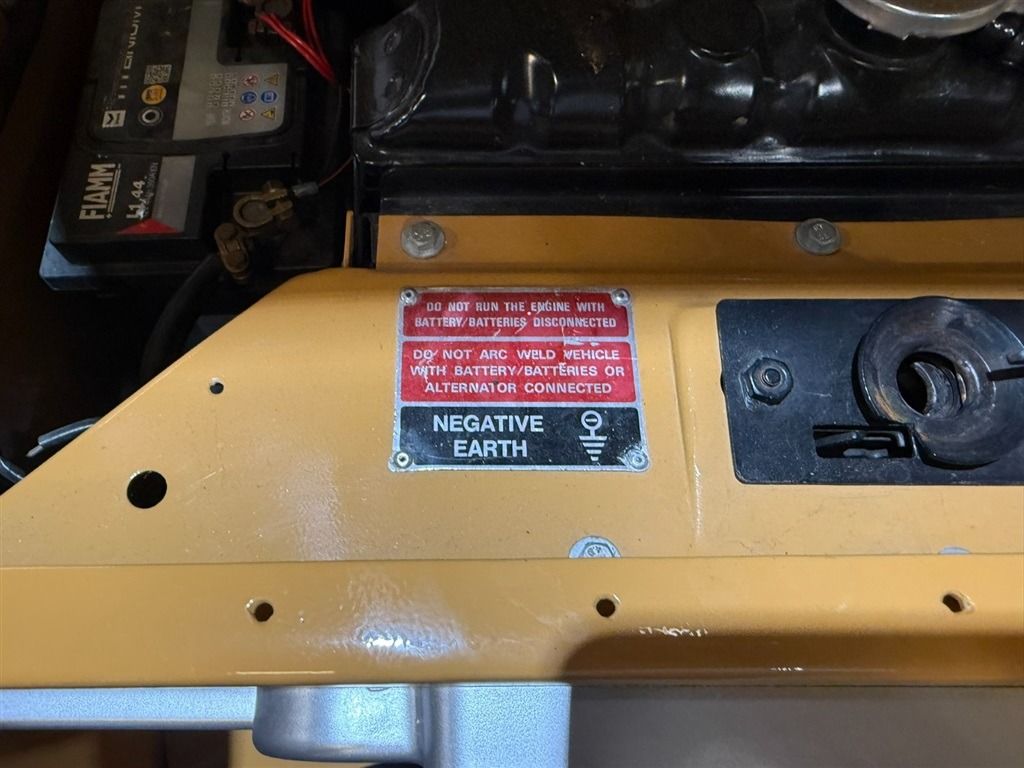 1981 Land Rover Series III 109 High-Cap