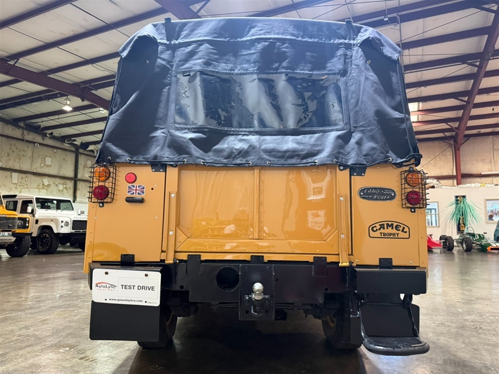 1981 Land Rover Series III 109 High-Cap