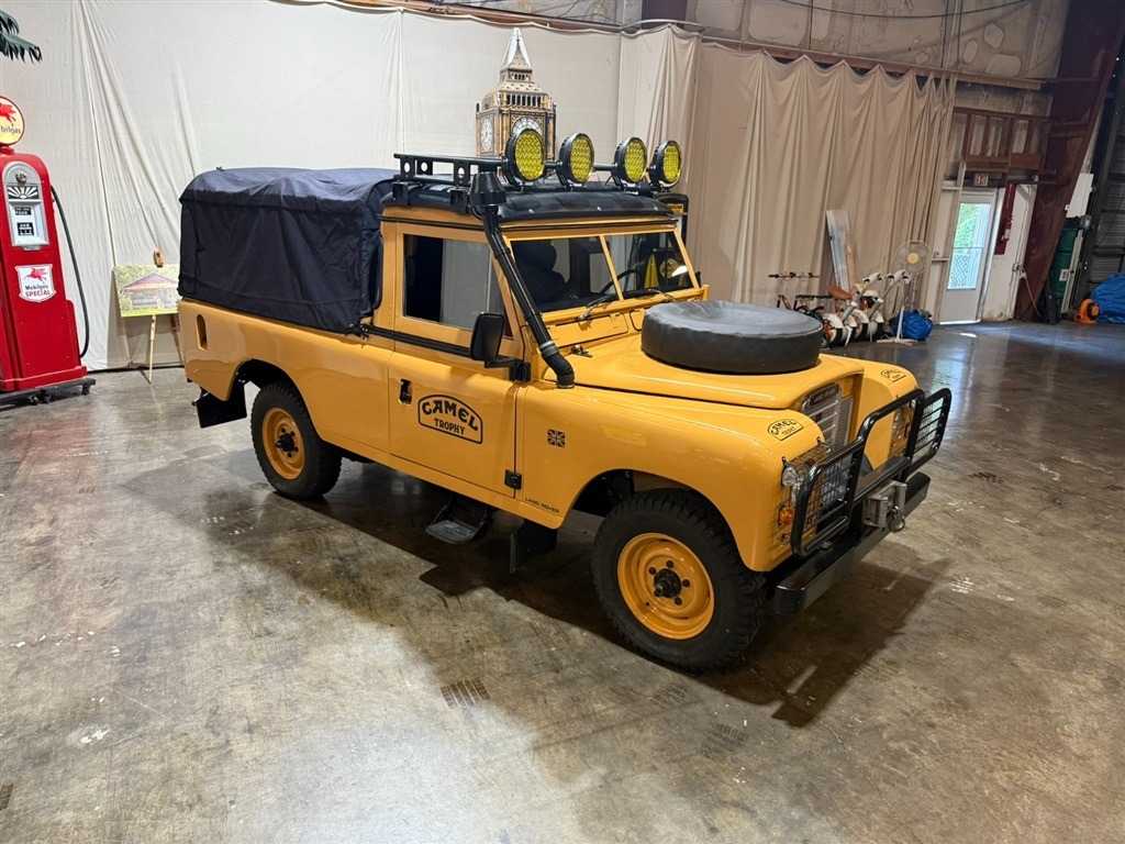1981 Land Rover Series III 109 High-Cap
