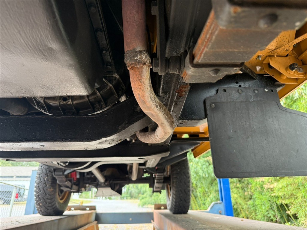 1981 Land Rover Series III 109 High-Cap