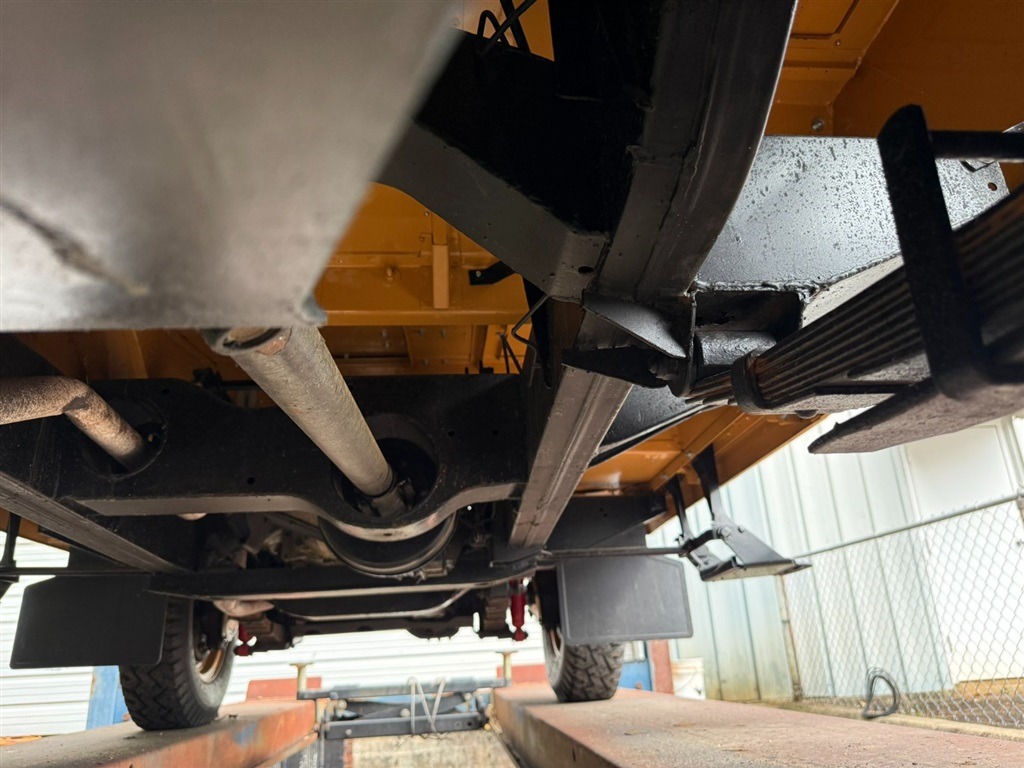 1981 Land Rover Series III 109 High-Cap