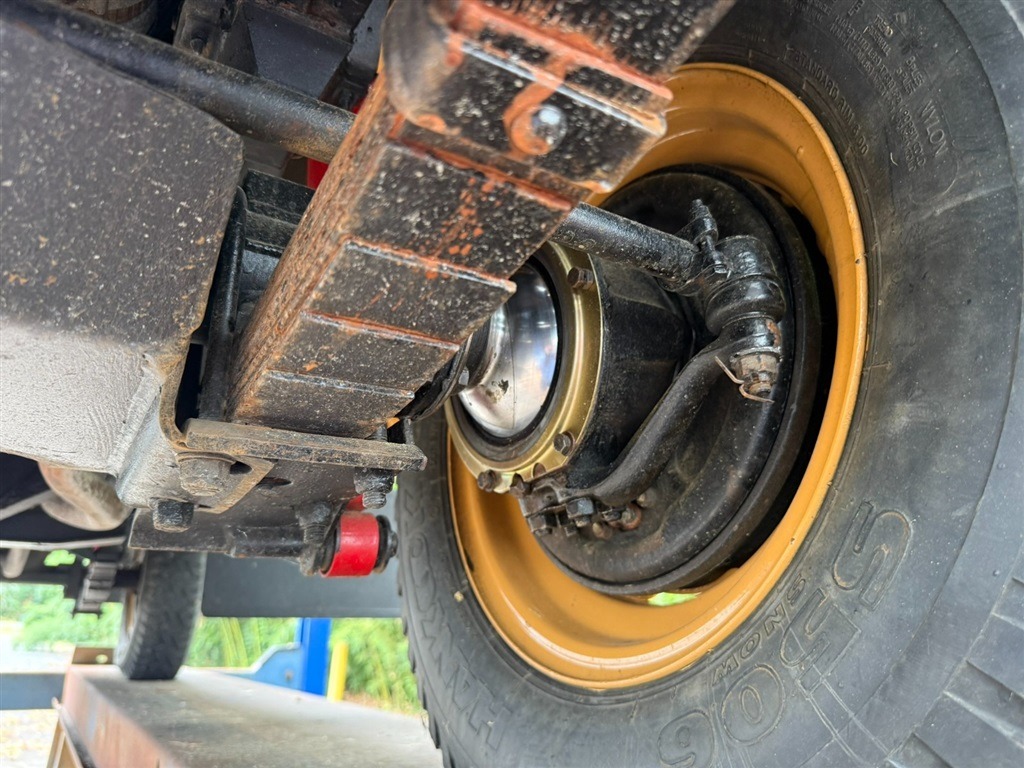 1981 Land Rover Series III 109 High-Cap