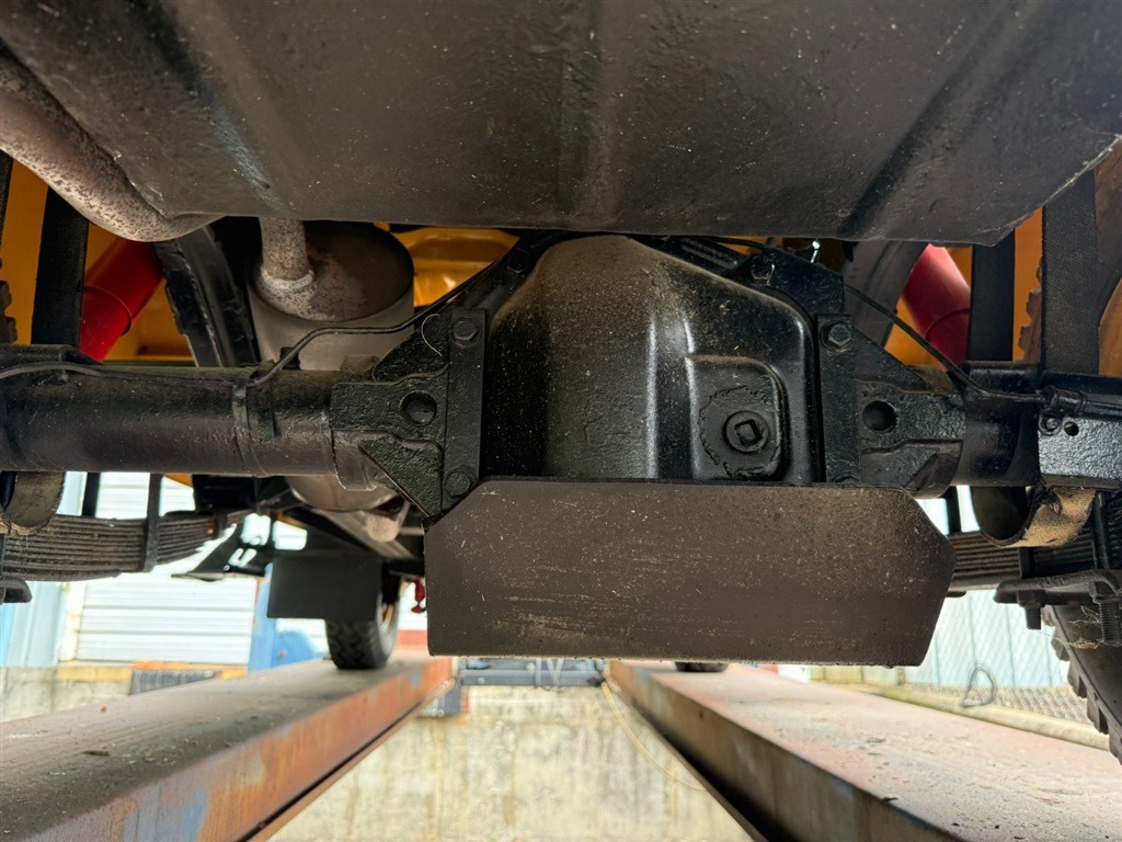 1981 Land Rover Series III 109 High-Cap