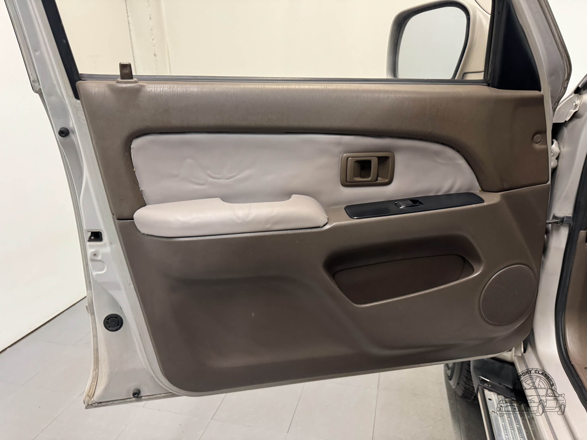 1997 Toyota Hilux Surf SSR-X