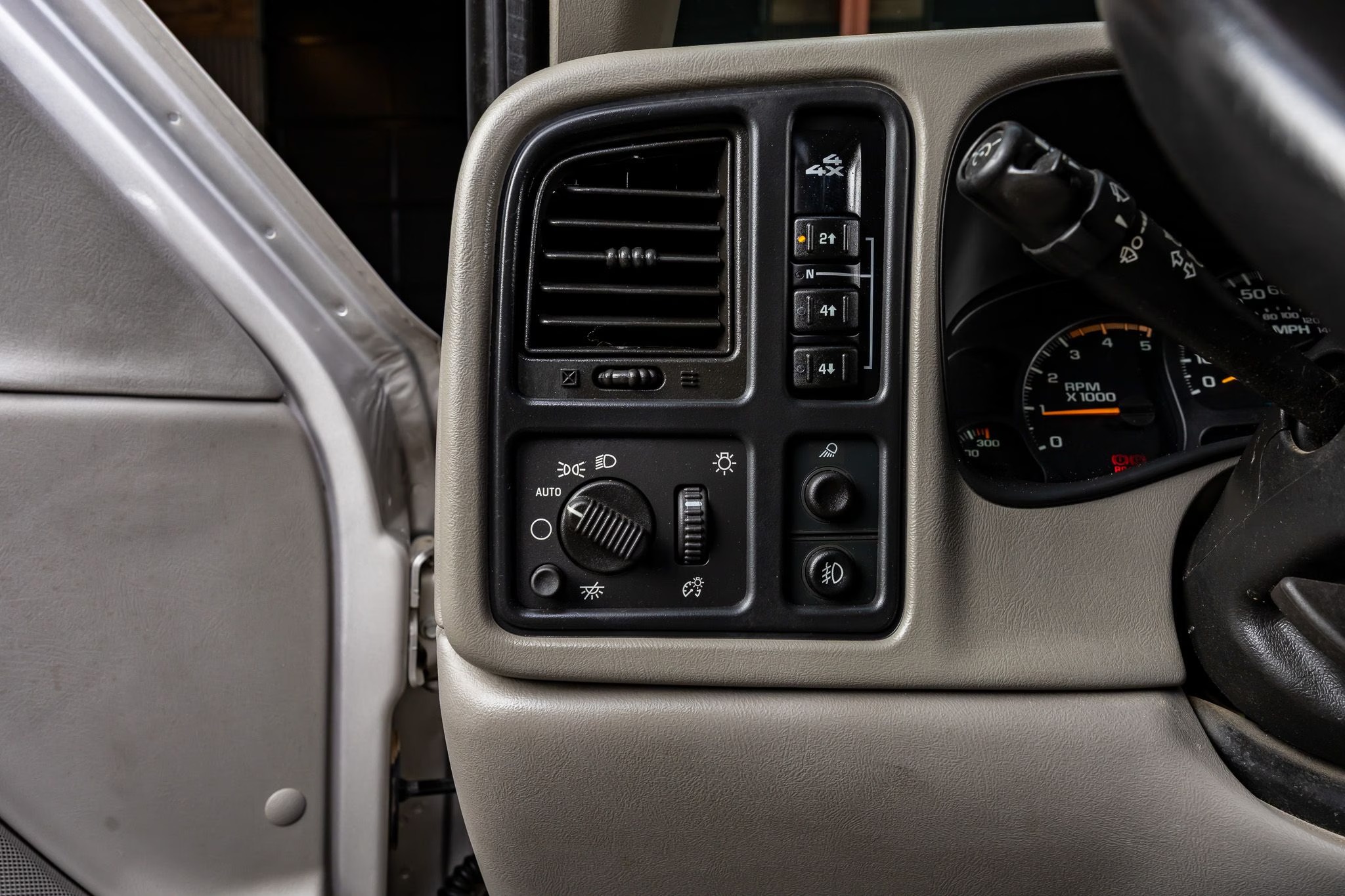 2005 Chevrolet Silverado 3500 LT Dually