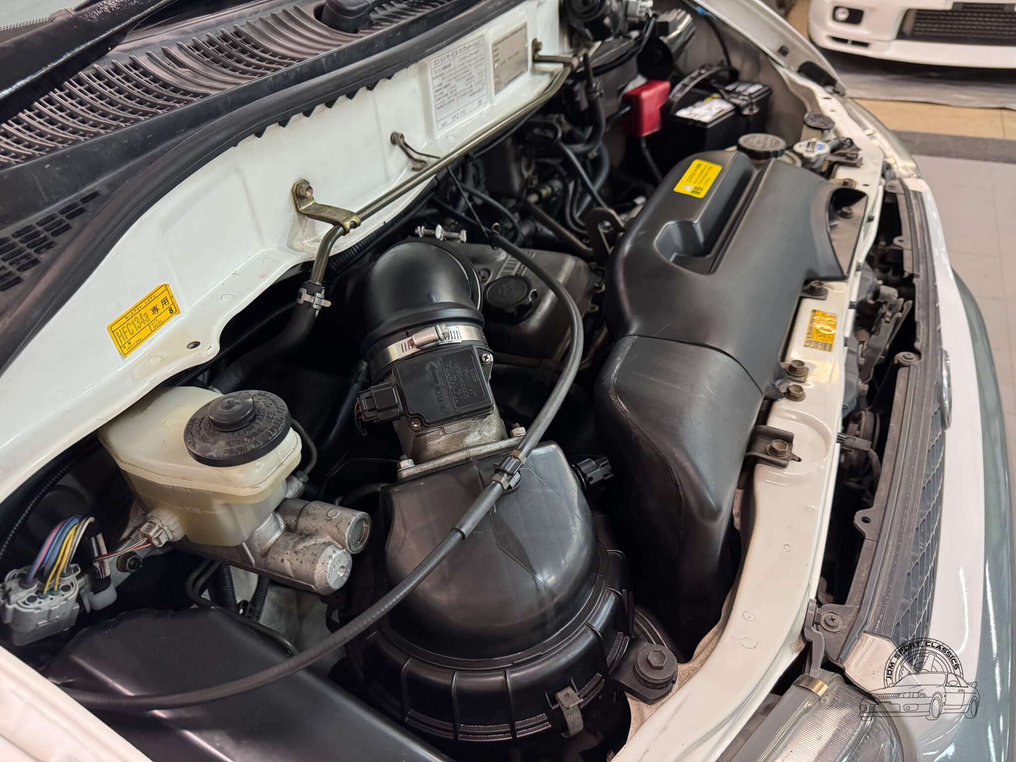 1998 Toyota HiAce Regius Wind Tourer