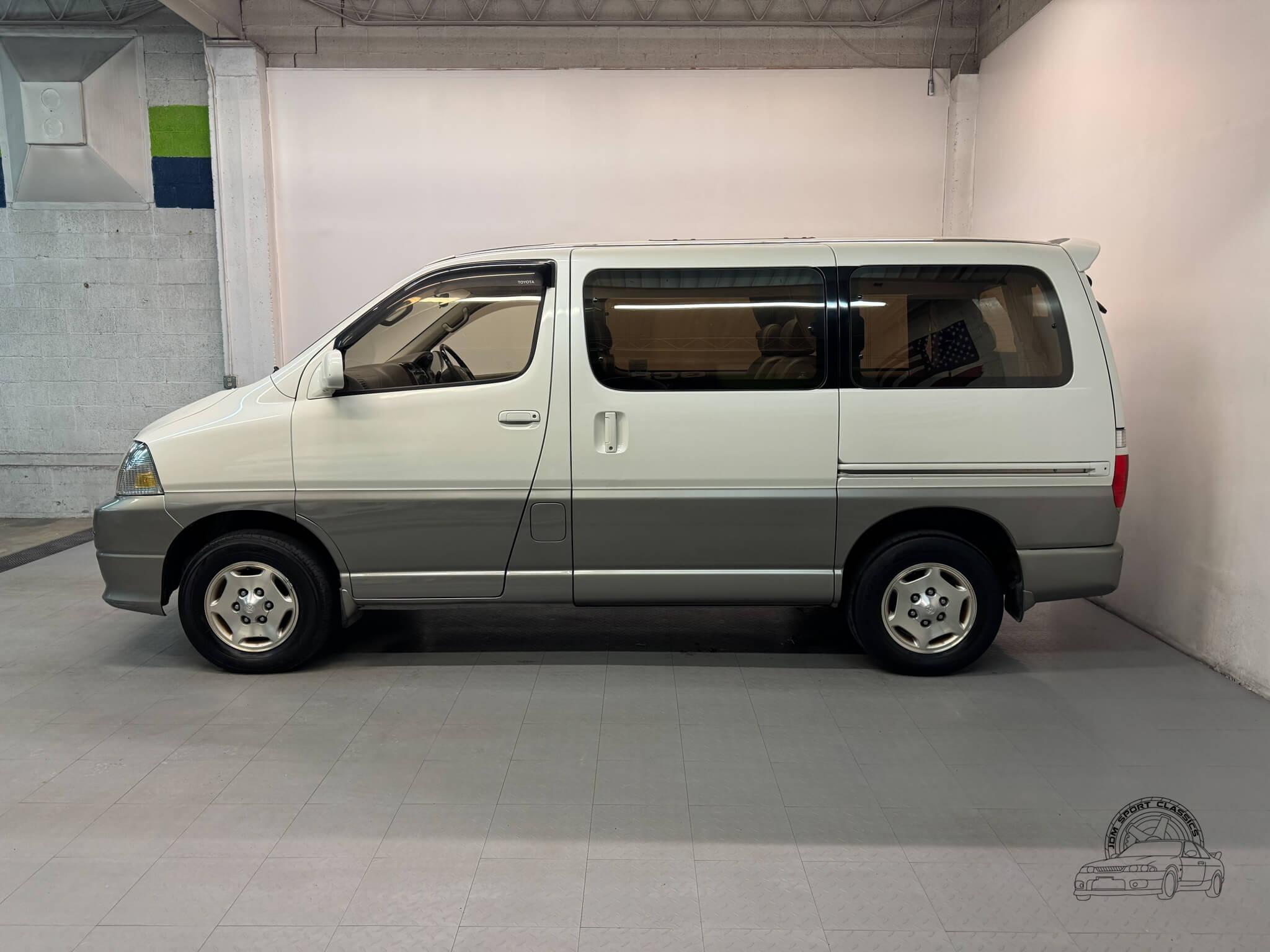 2000 Toyota Grand HiAce Limited Prestige Edition - 2